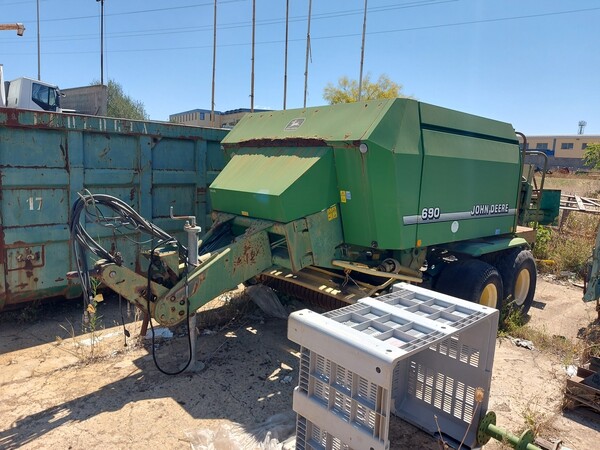 65#7834 Pressa John Deere 690 in vendita - foto 13