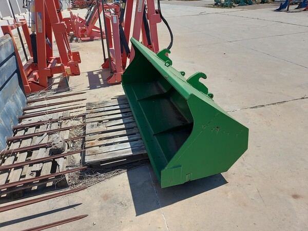 70#7834 Benna e forca rotoballe Angeloni in vendita - foto 5