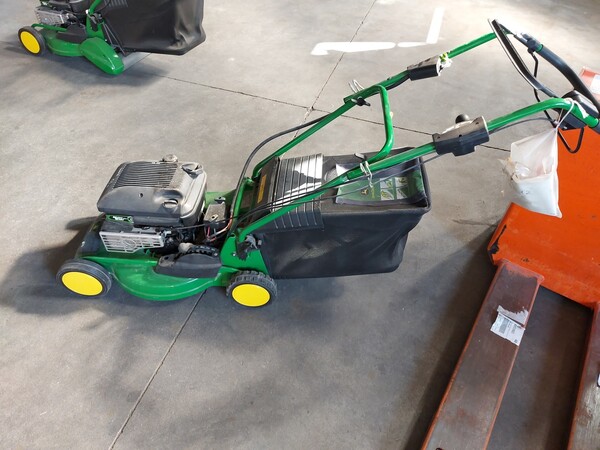 94#7834 Rasaerba John Deere R47VESE in vendita - foto 1