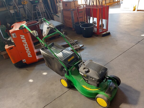 94#7834 Rasaerba John Deere R47VESE in vendita - foto 5