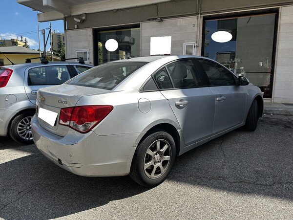 1#7838 Autovettura Chevrolet Cruze 2.0 in vendita - foto 3