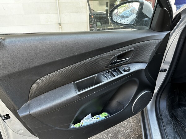 1#7838 Autovettura Chevrolet Cruze 2.0 in vendita - foto 22
