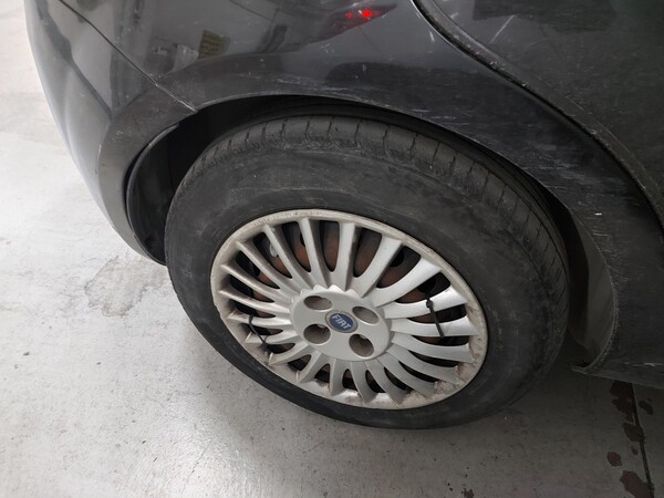 1#7842 Autocarro Fiat Punto in vendita - foto 8