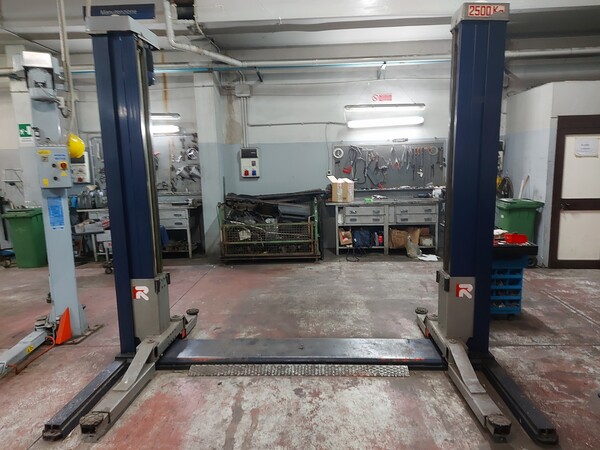 10#7842 Ponte sollevatore Ravaglioli KP301-2 in vendita - foto 1