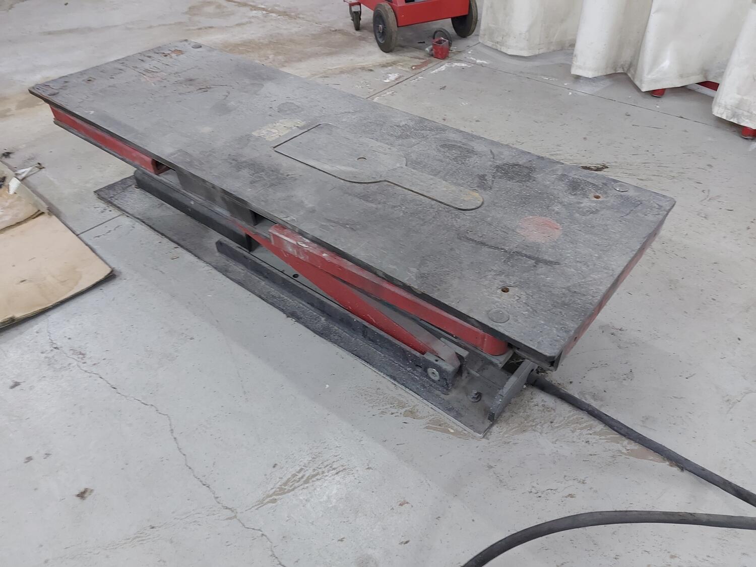 Lot Car Bench lift