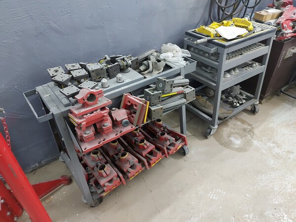 27#7842 Carrelli per dima universale in vendita - foto 1