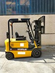 Immagine 1 - Carrello elevatore elettrico Cat - Lotto 2 (Asta 7845)