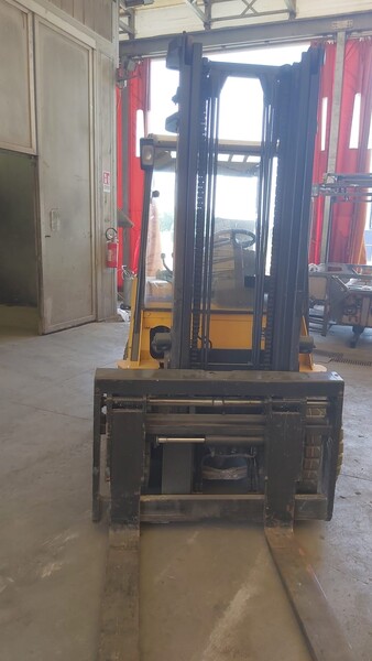 5#7845 Carrello elevatore Cat in vendita - foto 3