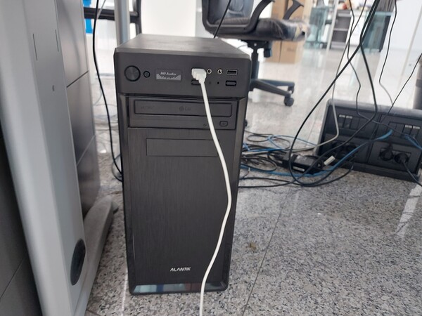 1#7847 Arredi e macchine elettroniche da uffico in vendita - foto 42
