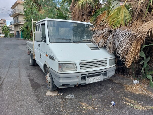 11#7849 Autocarro Iveco Daily 35.8 in vendita - foto 1