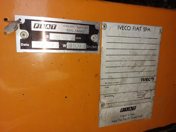 20#7849 Autocarro spazzaneve Iveco 80.14 in vendita - foto 14