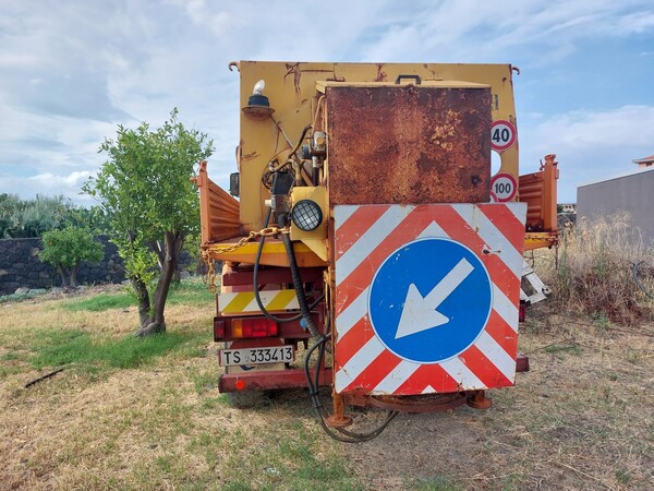 24#7849 Autocarro spazzaneve Iveco 80.17 in vendita - foto 5