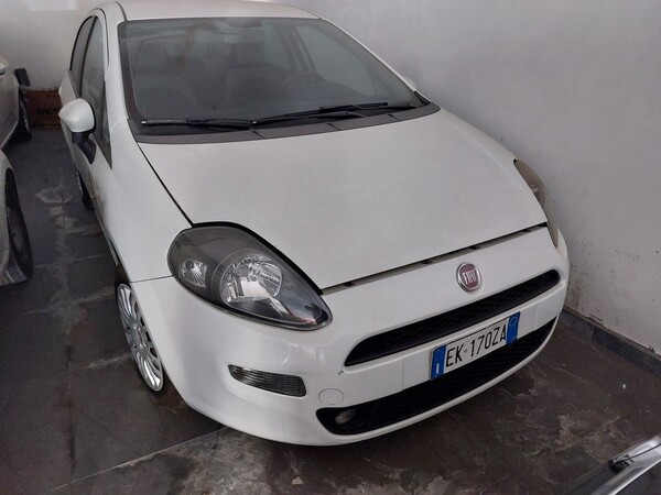 26#7849 Autocarro Fiat Punto in vendita - foto 1