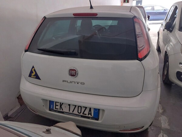 26#7849 Autocarro Fiat Punto in vendita - foto 4