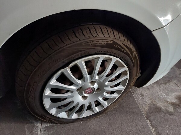 26#7849 Autocarro Fiat Punto in vendita - foto 5