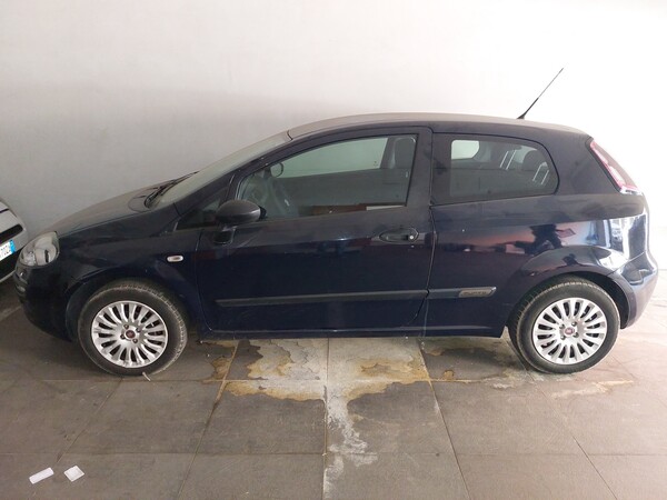 28#7849 Autocarro Fiat Punto Evo in vendita - foto 4