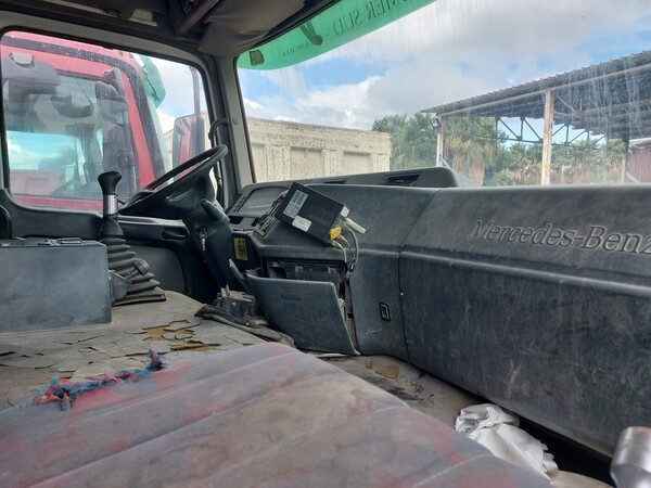 29#7849 Autocarro Mercedes Actros MB4143K/8x4 in vendita - foto 8