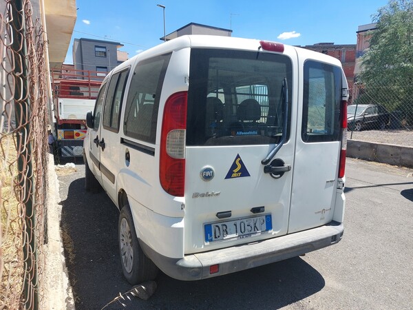 30#7849 Autocarro Fiat Doblò in vendita - foto 3