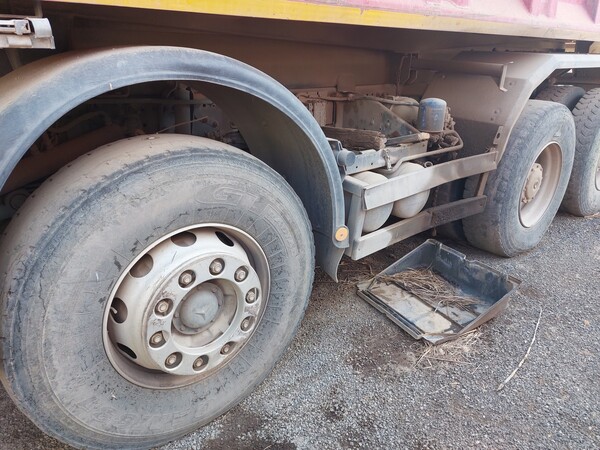 4#7849 Autocarro Mercedes Actros 4144 in vendita - foto 9