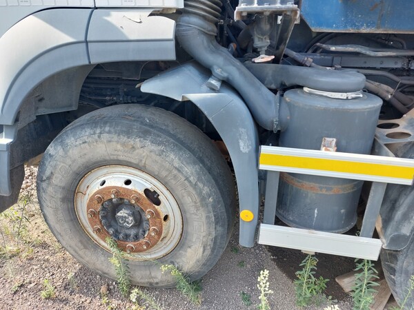 5#7849 Autocarro Iveco Trakker 340T45 in vendita - foto 6