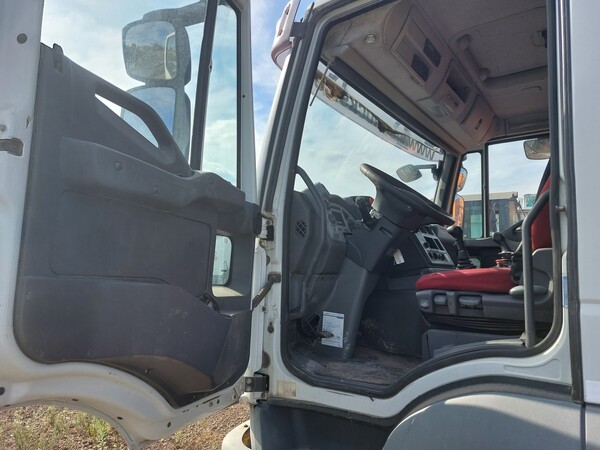 5#7849 Autocarro Iveco Trakker 340T45 in vendita - foto 11