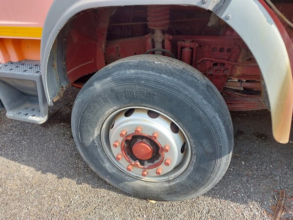 9#7849 Autocarro spazzaneve Iveco 180.26 in vendita - foto 11