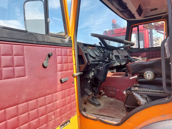 9#7849 Autocarro spazzaneve Iveco 180.26 in vendita - foto 12