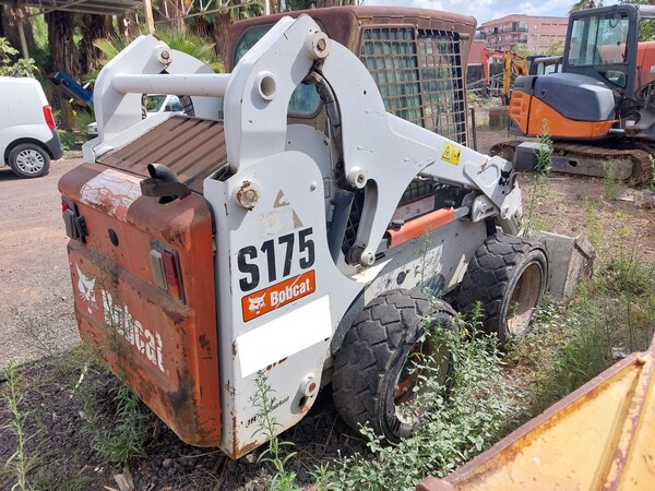 34#7850 Mini pala gommata Bobcat S175 in vendita - foto 4