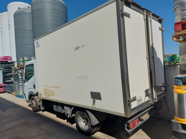 2#7857 Furgone isotermico Renault RFT 110.35 in vendita - foto 3