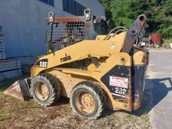 Bulk sale of motor vehicles  construction equipment  containers and construction site boxes - Lot 0 (Auction 7869)