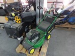 Image 9 - John Deere lawnmower - Lot 168 (Auction 7892)