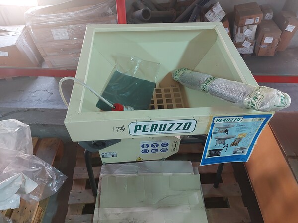 174#7892 Schiaccia cereali Peruzzo Crush in vendita - foto 4