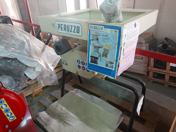 174#7892 Schiaccia cereali Peruzzo Crush in vendita - foto 6