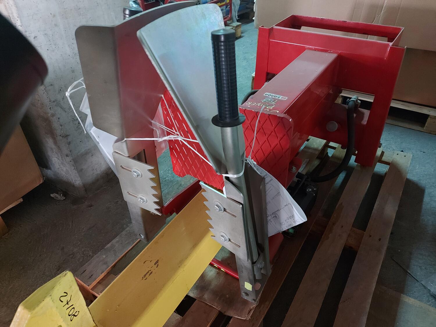 Lot Zanon log splitter