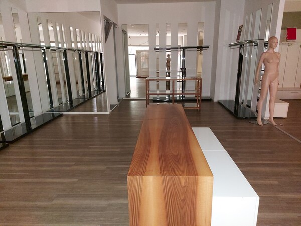 17#7897 Arredo e attrezzature negozio abbigliamento in vendita - foto 7