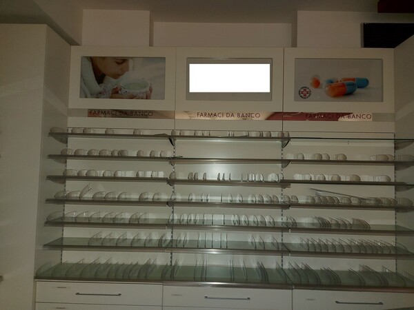 23#7897 Arredo e attrezzature parafarmacia in vendita - foto 7