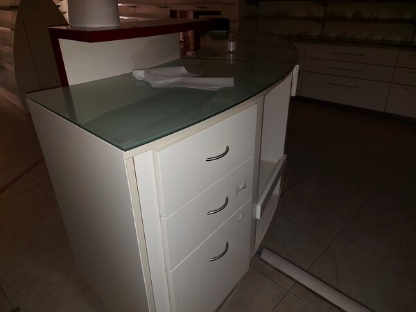 23#7897 Arredo e attrezzature parafarmacia in vendita - foto 10