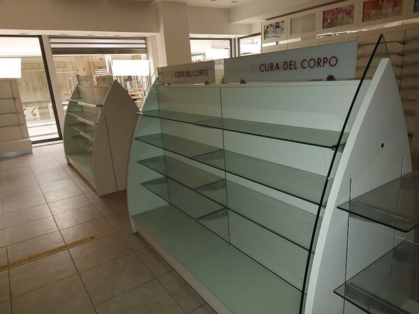 23#7897 Arredo e attrezzature parafarmacia in vendita - foto 14