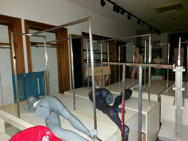 24#7897 Arredo e attrezzature negozio abbigliamento in vendita - foto 4