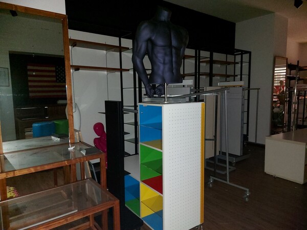 24#7897 Arredo e attrezzature negozio abbigliamento in vendita - foto 14