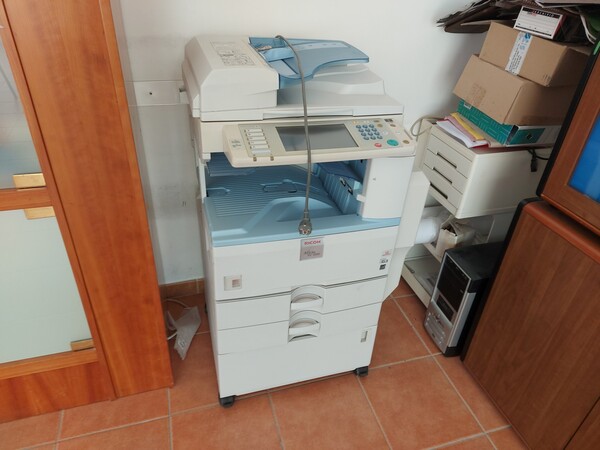 1#7900 Arredi e attrezzature da ufficio in vendita - foto 5