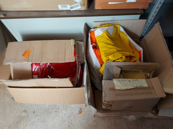 2#7900 Materiali e indumenti da lavoro in vendita - foto 2