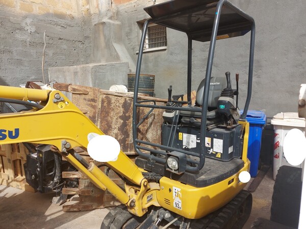 23#7900 Miniescavatore Komatsu PC16RHS in vendita - foto 2
