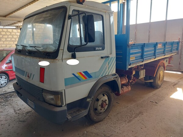 26#7901 Autocarro con cassone ribaltabile trilaterale Fiat Iveco 79.12 in vendita - foto 5