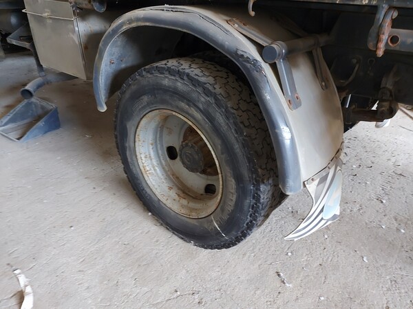 28#7901 Autocarro con gru e cassone ribaltabile Fiat Iveco 135.17 in vendita - foto 11