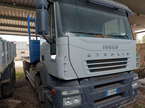31#7901 Autocarro con pianale scarrabile Iveco Stralis 430 in vendita - foto 2