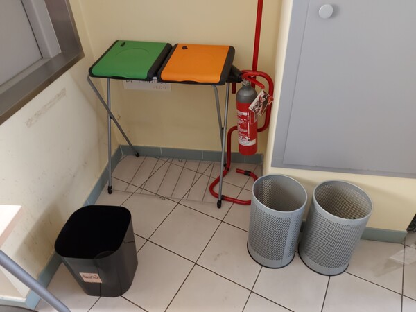 1#7903 Arredi da ufficio in vendita - foto 40