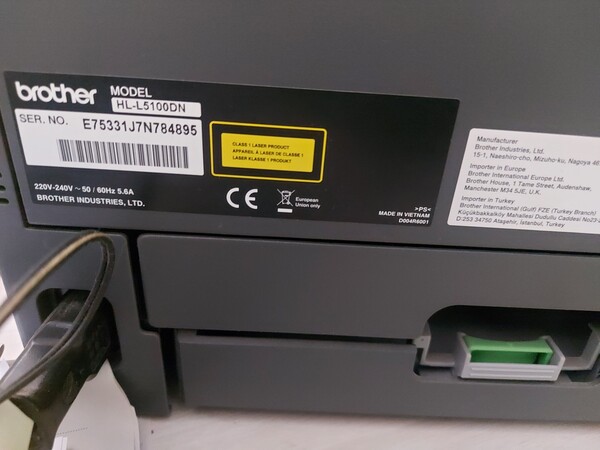 1#7904 Arredi da ufficio e materiale informatico in vendita - foto 15