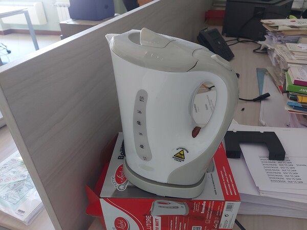 1#7904 Arredi da ufficio e materiale informatico in vendita - foto 17