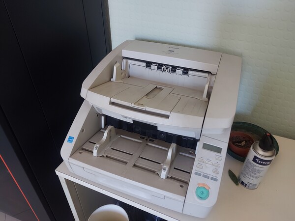 1#7904 Arredi da ufficio e materiale informatico in vendita - foto 21